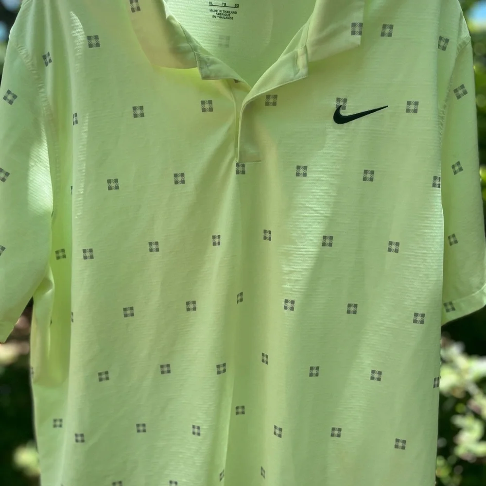 Nike‎ Dry Fit Men’s Light Greenish Yellow Polo Shirt Casual Soft Fabric XL